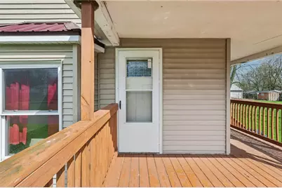 14 Elm St, Bessemer, PA 16112 - Photo 5