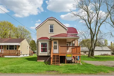 14 Elm St, Bessemer, PA 16112 - Photo 3
