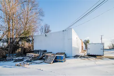 320 Lincoln Highway West, Hempfield Township, PA 15644 - Photo 9