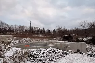 1003 Stonegate Dr, Oakdale, PA 15057 - Photo 1