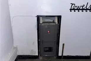 130 Zara St, Pittsburgh, PA 15210 - Photo 13