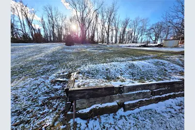 63 Hickory St, Ellsworth Boro, PA 15331 - Photo 21