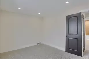 316 Line Ave, Ellwood City, PA 16117 - Photo 35