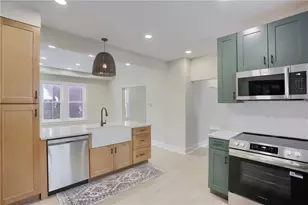 316 Line Ave, Ellwood City, PA 16117 - Photo 9