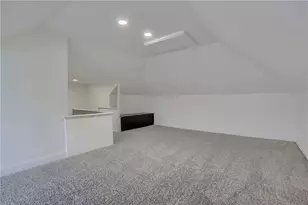 316 Line Ave, Ellwood City, PA 16117 - Photo 25