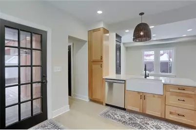 316 Line Ave, Ellwood City, PA 16117 - Photo 7