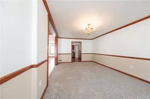 105 Birchwood Way, Irwin, PA 15642 - Photo 7