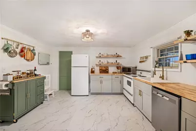 9 Banahasky Ln, Finleyville, PA 15332 - Photo 15