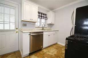 905 Rockwood Ave, Pittsburgh, PA 15234 - Photo 11