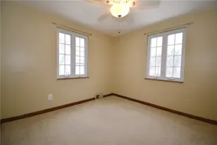 905 Rockwood Ave, Pittsburgh, PA 15234 - Photo 17