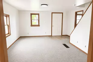 305 Jackson St, Jamestown, PA 16134 - Photo 3