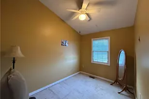 3031 Estate Dr, North Fayette, PA 15071 - Photo 5