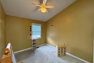 3031 Estate Dr, North Fayette, PA 15071 - Photo 9