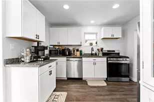 204 Vine St, Jefferson Hills, PA 15025 - Photo 3