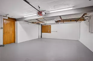 216 Manor Dr, Pittsburgh, PA 15236 - Photo 37