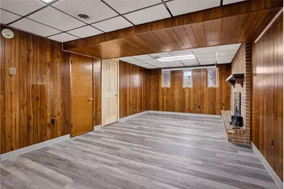 216 Manor Dr, Pittsburgh, PA 15236 - Photo 35