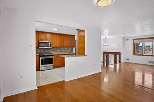 216 Manor Dr, Pittsburgh, PA 15236 - Photo 11