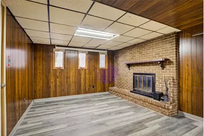 216 Manor Dr, Pittsburgh, PA 15236 - Photo 29