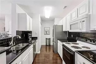 4106 Lenox Oval, Ross Twp, PA 15237 - Photo 11