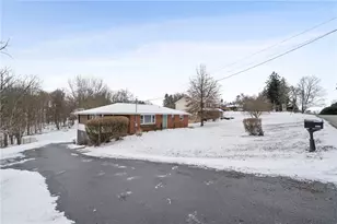 1521 Robbins Station Rd, North Huntingdon, PA 15642 - Photo 29