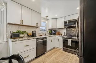 1521 Robbins Station Rd, North Huntingdon, PA 15642 - Photo 9