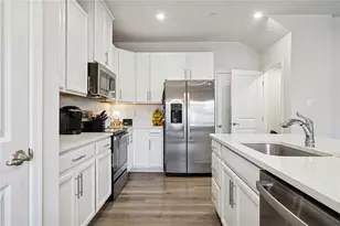 6003 Kapalua Ln, Penn Twp, PA 15644 - Photo 13