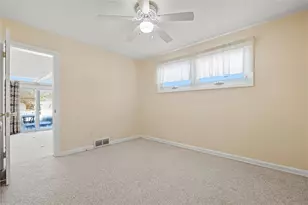 302 Sunset Blvd, Hermitage, PA 16148 - Photo 17