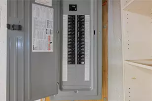 302 Sunset Blvd, Hermitage, PA 16148 - Photo 23