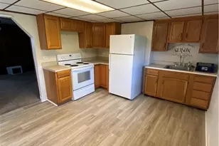 555 Steel Ave, Hempfield Township, PA 15635 - Photo 5