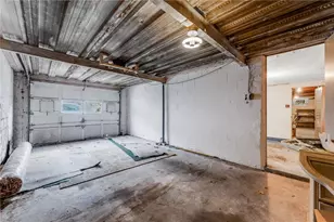 2337 Potomac Ave, Pittsburgh, PA 15216 - Photo 31