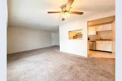 949 Wood Hollow Dr, Cranberry Township, PA 16066 - Photo 3