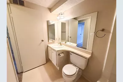 949 Wood Hollow Dr, Cranberry Township, PA 16066 - Photo 15