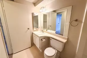 949 Woodhollow Dr, Cranberry Township, PA 16066 - Photo 15