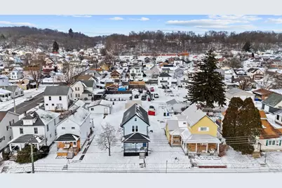 328 Line Ave, Ellwood City, PA 16117 - Photo 35