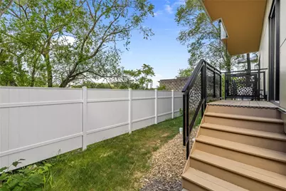 4824 Chatsworth Ave, Pittsburgh, PA 15207 - Photo 7