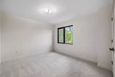 4824 Chatsworth Ave, Pittsburgh, PA 15207 - Photo 9