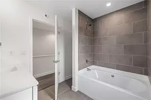 4824 Chatsworth, Pittsburgh, PA 15207 - Photo 11