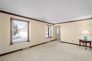 5513 Claytonia Dr, Bethel Park, PA 15102 - Photo 9