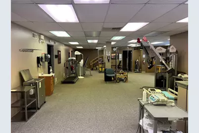 997 N Main St, South Strabane, PA 15301 - Photo 5