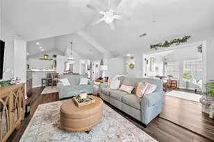 307 Spring Valley Dr, Jackson Township, PA 16063 - Photo 11