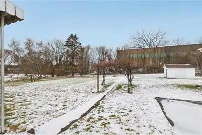 1111 Crowe Street, Shenango Township, PA 16101 - Photo 33