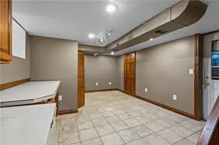 50 Sunrise Dr, Pittsburgh, PA 15236 - Photo 29