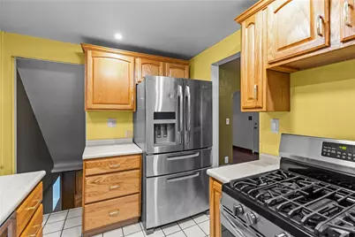 50 Sunrise Dr, Pittsburgh, PA 15236 - Photo 15