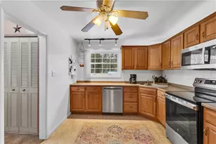 4028 Impala Dr, Pittsburgh, PA 15239 - Photo 11