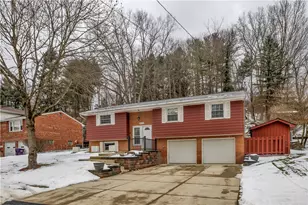 4028 Impala Dr, Pittsburgh, PA 15239 - Photo 3