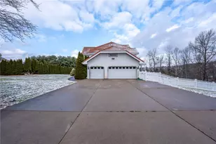 3001 Stoupas Dr, Unity Township, PA 15601 - Photo 3