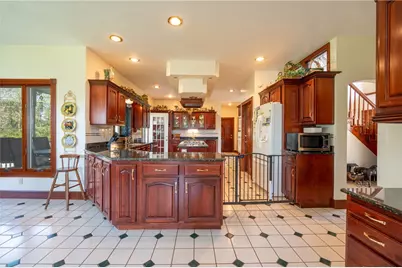 3001 Stoupas Dr, Unity Township, PA 15601 - Photo 5