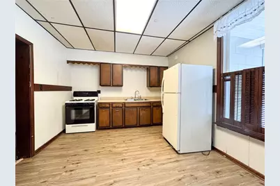 329 Park Ave #1, New Castle, PA 16101 - Photo 9