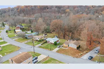 301 Amity Rd, Glenshaw, PA 15116 - Photo 29