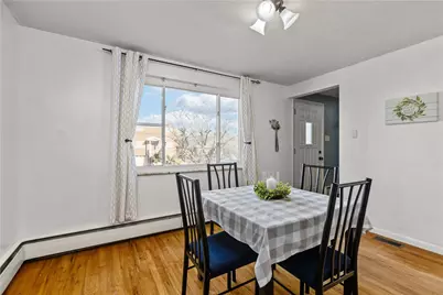 444 Bartola St, Scott Township, PA 15243 - Photo 5